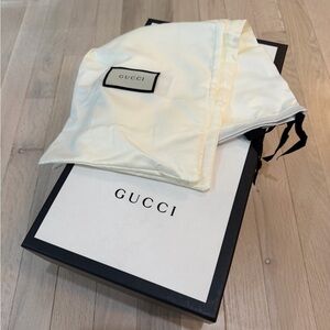 Gucci Cream and Black Dust Bag with Box
